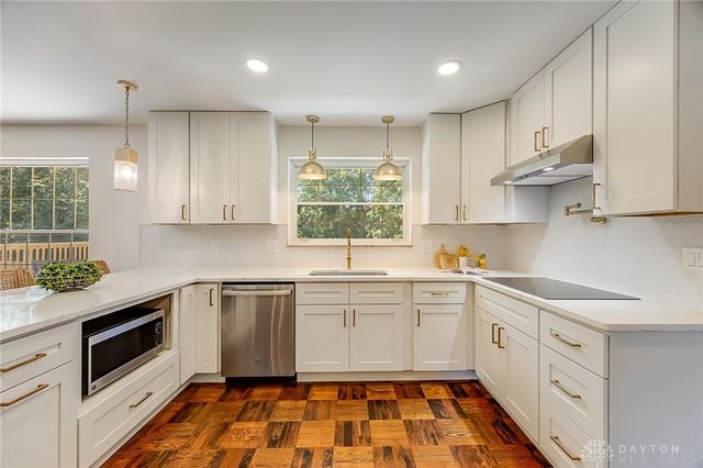 9299 Fidelis Drive, Blue Ash, OH 45242