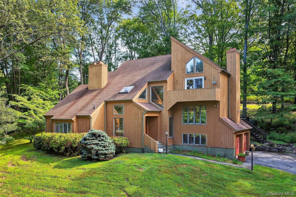 215 Hessian Hills Road, Croton-on-hudson, NY 10520