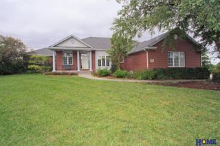 9500 Eastview Road, Lincoln, NE 68505