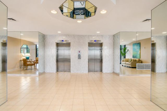 2400 Presidential Way 1105, West Palm Beach, FL 33401