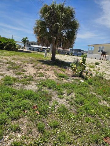 3063 YORK RD, St. James City, FL 33956