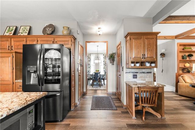 14927 W 76th Street, Lenexa, KS 66216