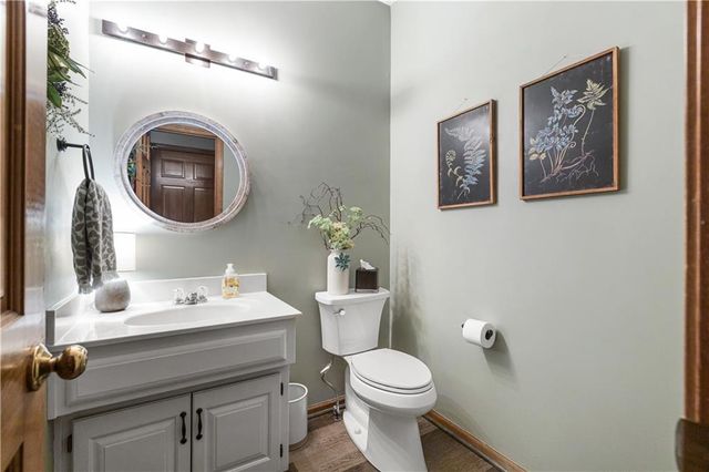 14927 W 76th Street, Lenexa, KS 66216