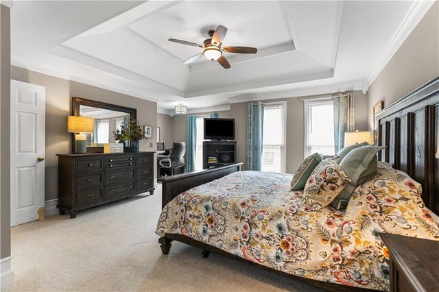 14927 W 76th Street, Lenexa, KS 66216