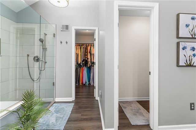 14927 W 76th Street, Lenexa, KS 66216