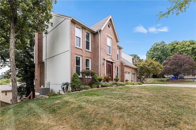14927 W 76th Street, Lenexa, KS 66216