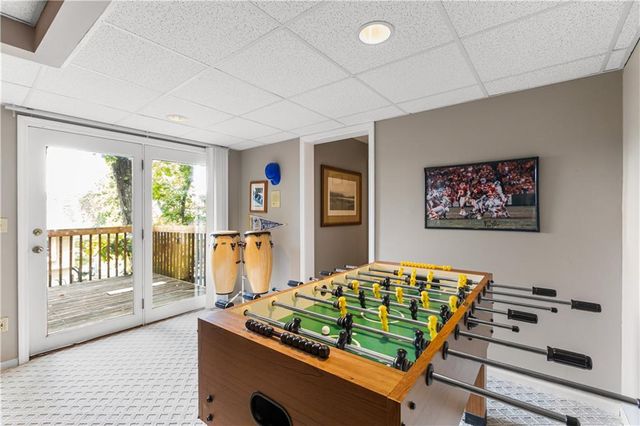 14927 W 76th Street, Lenexa, KS 66216