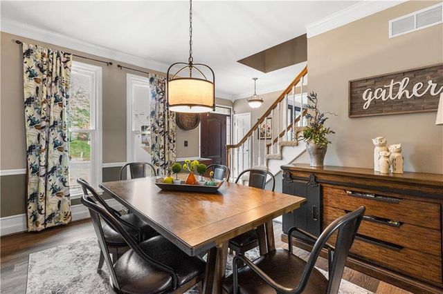 14927 W 76th Street, Lenexa, KS 66216