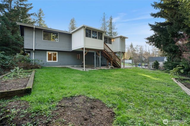 9574 Radcliff Avenue NE, Bremerton, WA 98311