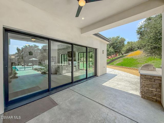 395 Sherwood Court, Thousand Oaks, CA 91361