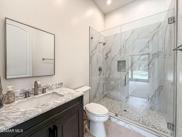 395 Sherwood Court, Thousand Oaks, CA 91361