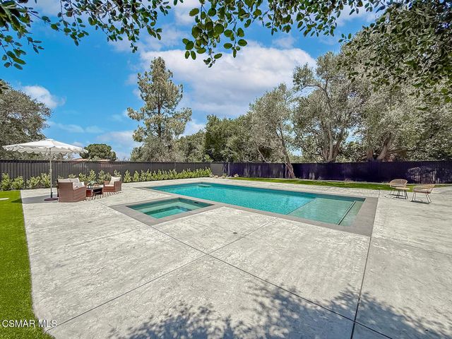 395 Sherwood Court, Thousand Oaks, CA 91361