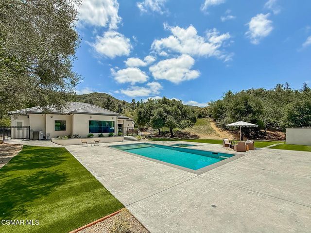 395 Sherwood Court, Thousand Oaks, CA 91361