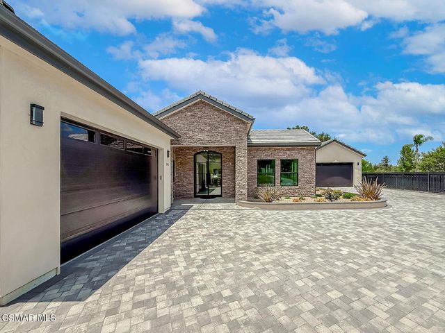 395 Sherwood Court, Thousand Oaks, CA 91361