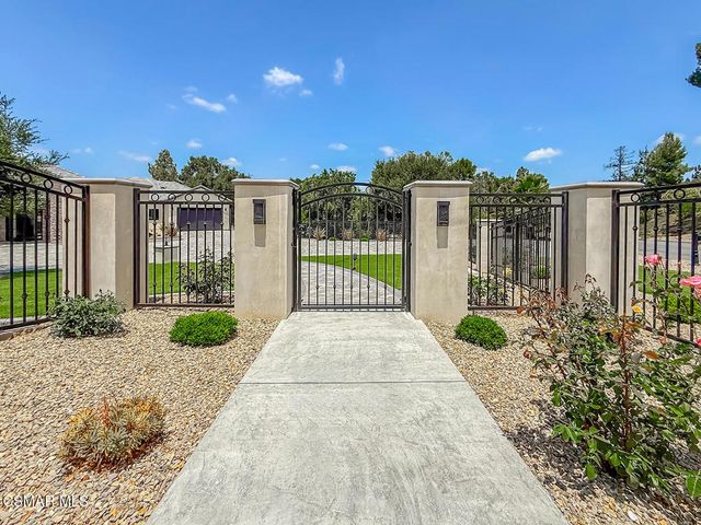 395 Sherwood Court, Thousand Oaks, CA 91361