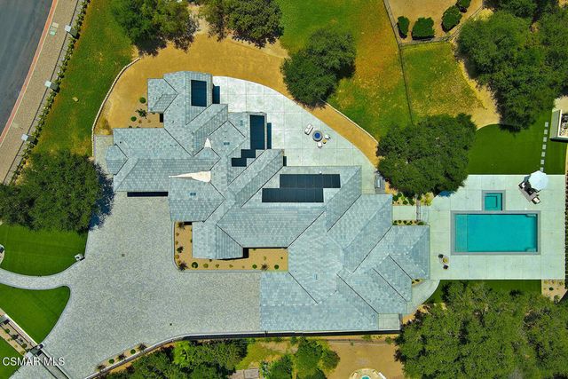 395 Sherwood Court, Thousand Oaks, CA 91361