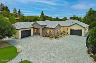 395 Sherwood Court, Thousand Oaks, CA 91361
