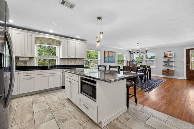 3318 N RIDGE AVENUE, Tampa, FL 33603