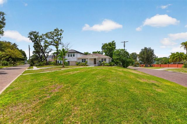 3318 N RIDGE AVENUE, Tampa, FL 33603