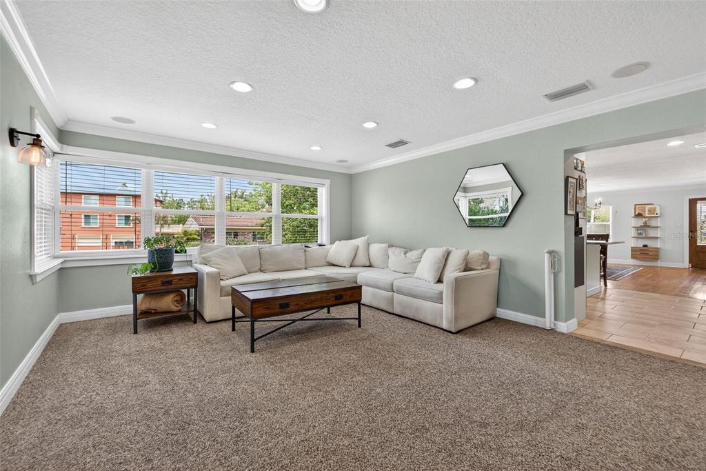 Image 16 of property listing at 3318 N RIDGE AVENUE, Tampa, FL 33603