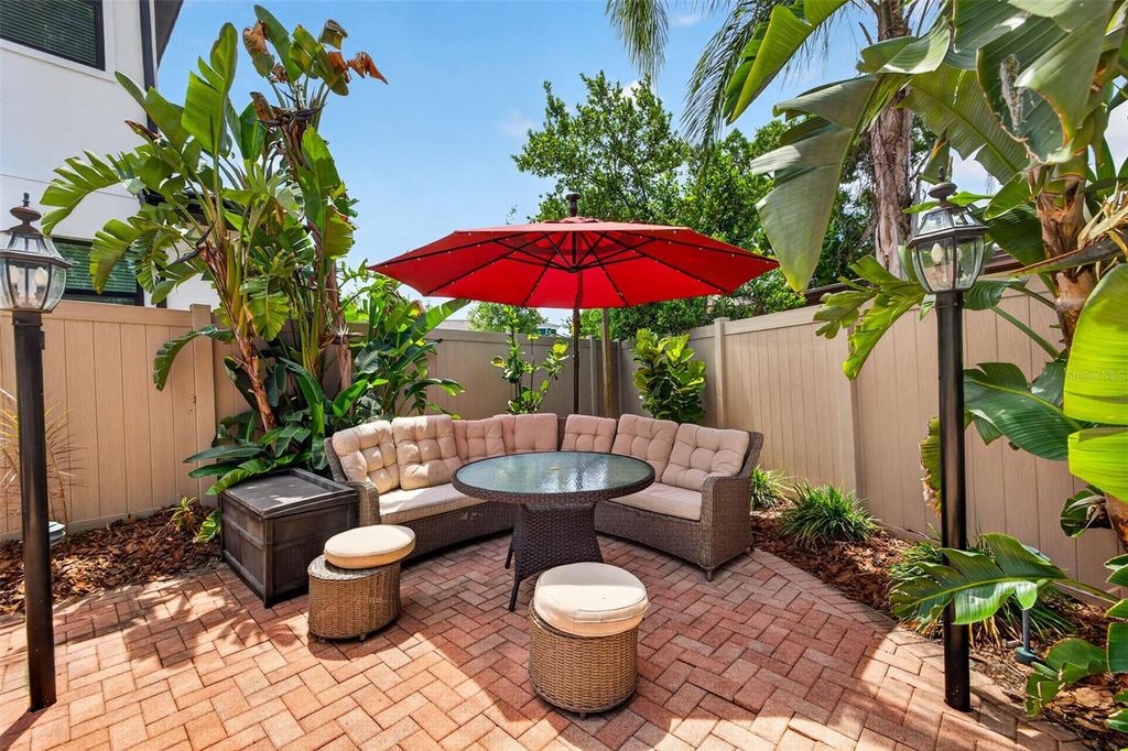 Image 26 of property listing at 3318 N RIDGE AVENUE, Tampa, FL 33603