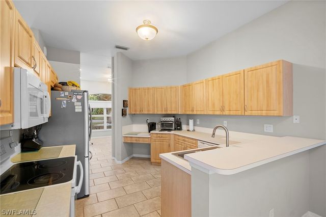 3381 Mystic River DR, Naples, FL 34120