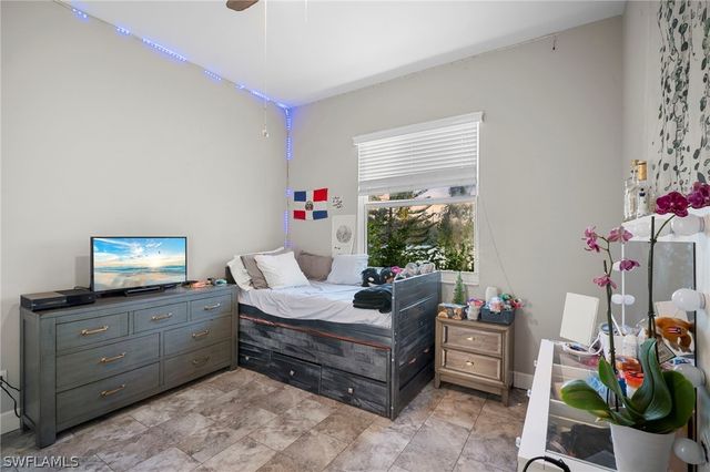 3381 Mystic River DR, Naples, FL 34120