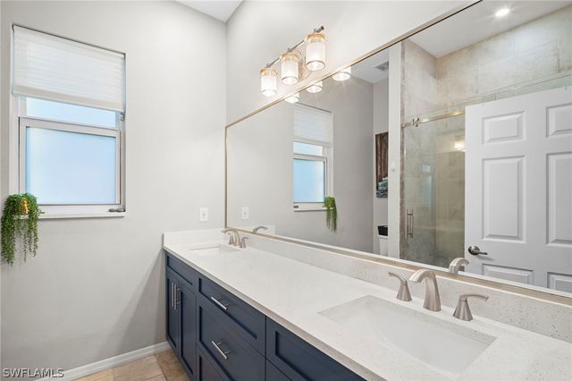 3381 Mystic River DR, Naples, FL 34120