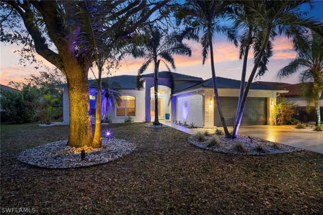 3381 Mystic River DR, Naples, FL 34120