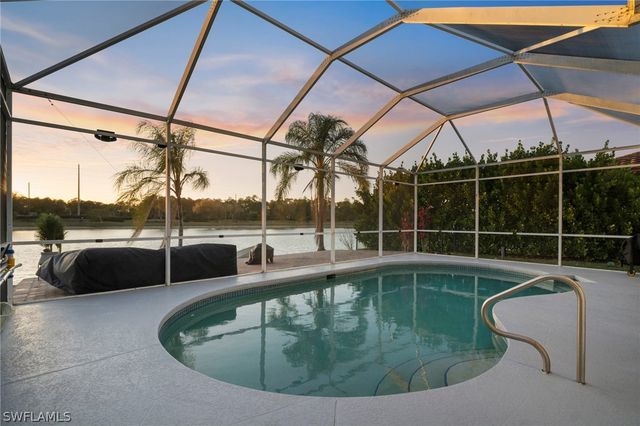 3381 Mystic River DR, Naples, FL 34120