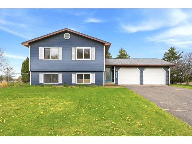 1441 Hallewood Boulevard, New Richmond, WI 54017