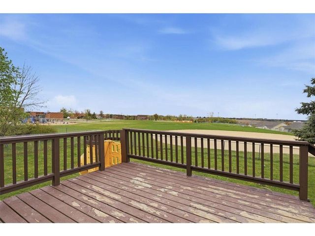 1441 Hallewood Boulevard, New Richmond, WI 54017