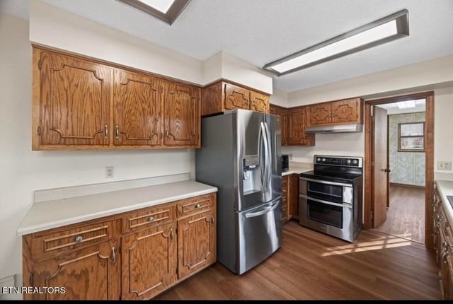 2400 Burgess Falls Rd, Cookeville, TN 38506