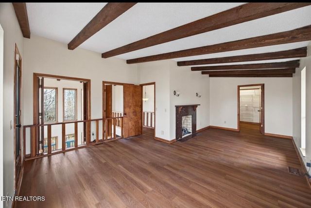 2400 Burgess Falls Rd, Cookeville, TN 38506