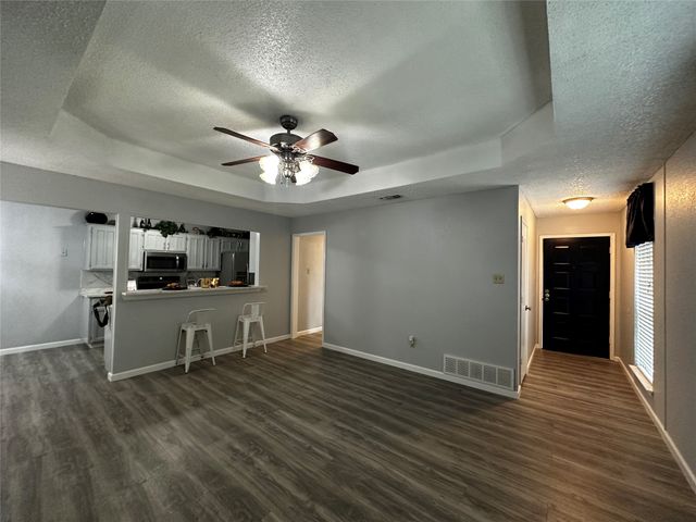 5218 Wild Horse Court, Arlington, TX 76017