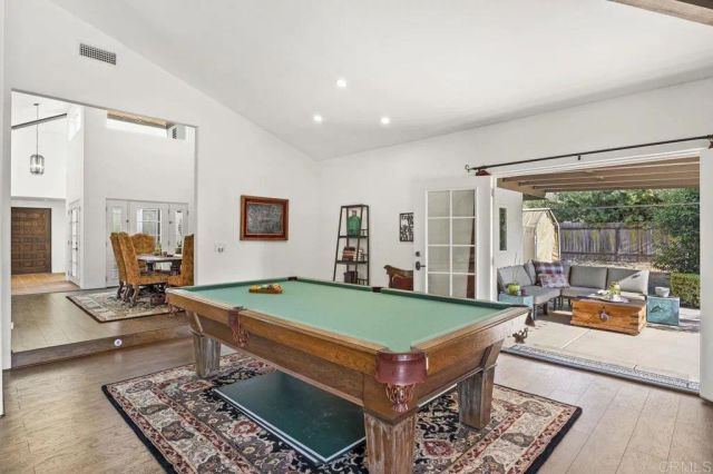 1305 Scenic Dr, Escondido, CA 92029