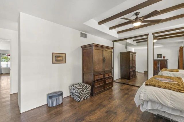 1305 Scenic Dr, Escondido, CA 92029