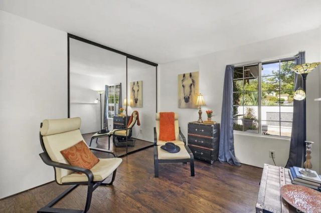 1305 Scenic Dr, Escondido, CA 92029