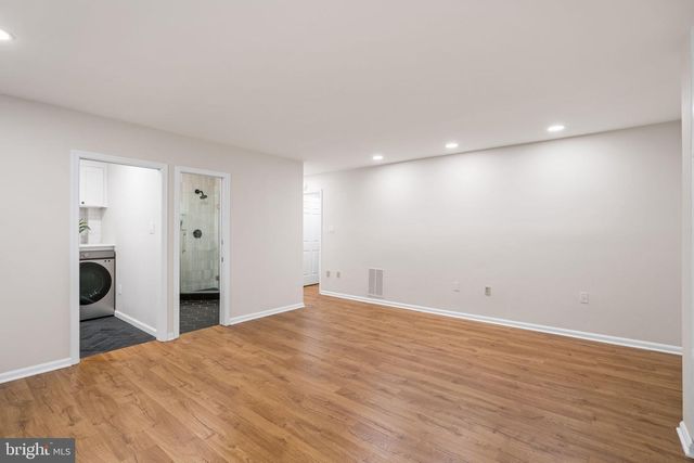 2729 UNICORN LN NW, Washington, DC 20015