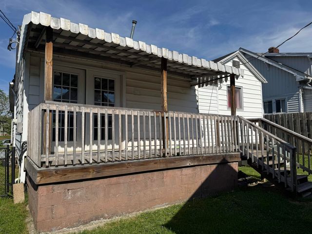 2614 S 5th Street, Ironton, OH 45638