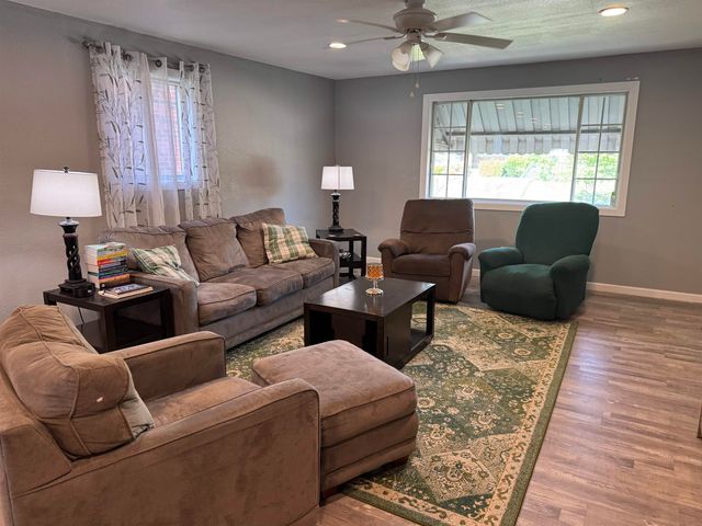2614 S 5th Street, Ironton, OH 45638
