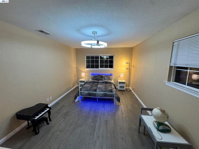 41670 Paseo Padre Pkwy, Fremont, CA 94539
