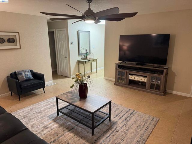 41670 Paseo Padre Pkwy, Fremont, CA 94539