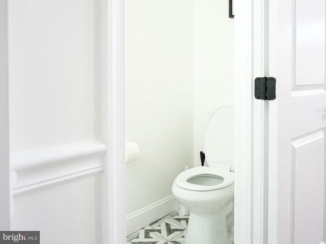 2111 WARREN WAY DR, Westminster, MD 21157