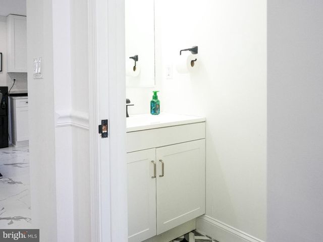 2111 WARREN WAY DR, Westminster, MD 21157