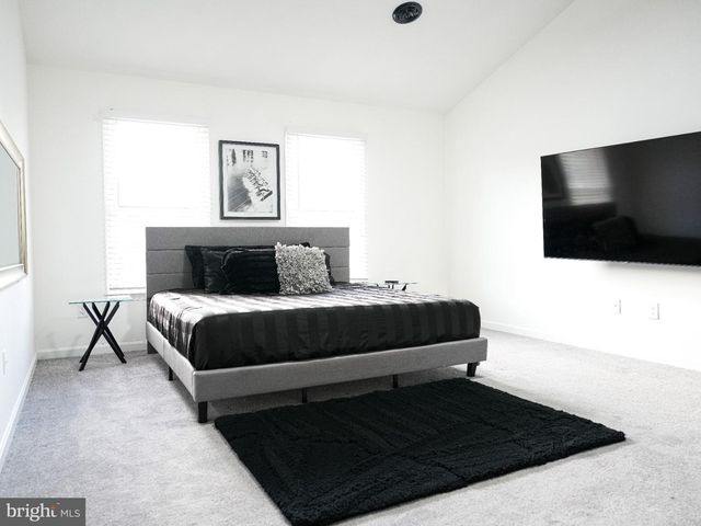 2111 WARREN WAY DR, Westminster, MD 21157