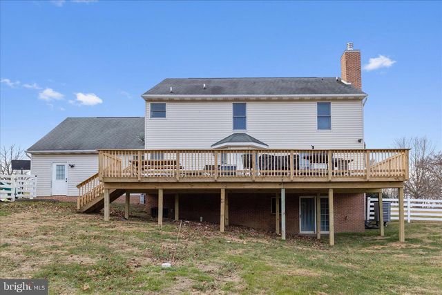 2111 WARREN WAY DR, Westminster, MD 21157