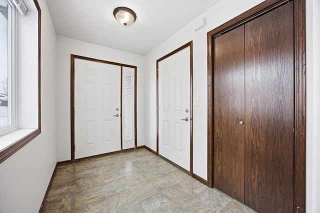 5659 61st Street S, Fargo, ND 58104