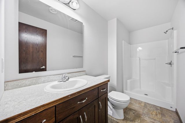 5659 61st Street S, Fargo, ND 58104