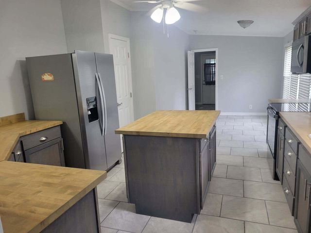 8403 Summers Park Lane, Soddy Daisy, TN 37379